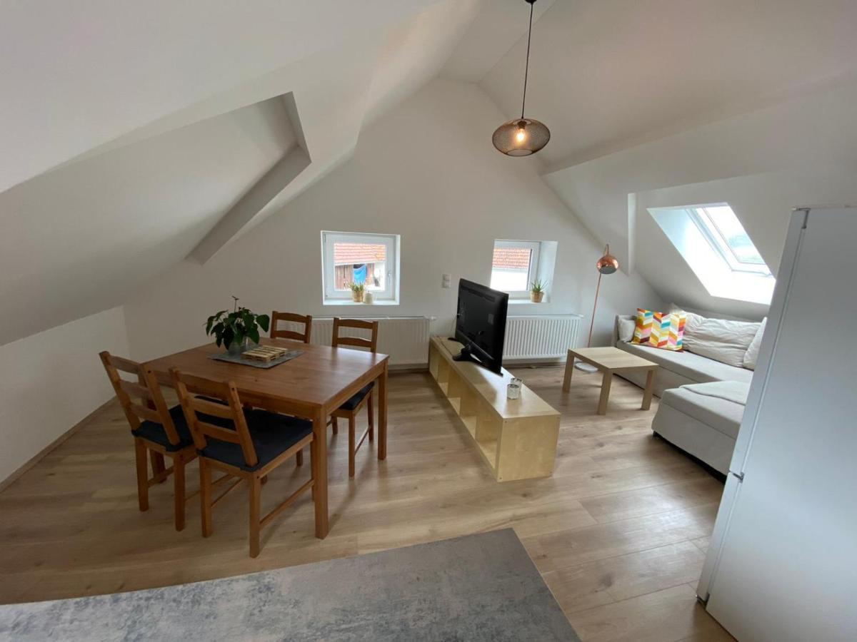 Helle 2 Zi. Wohnung Naehe Flughafen Muenchen Haimhausen  외부 사진
